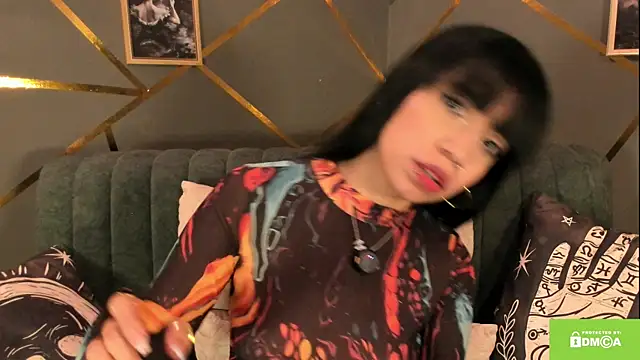 Esmeralda16 online show from April 18, 12:57 am