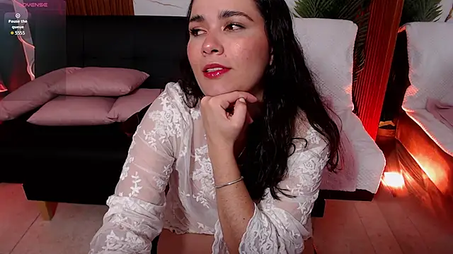 Loren Tay online show from April 2, 2:53 am