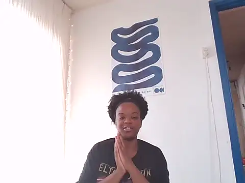 Writergurl69 online show from April 11, 10:19 am