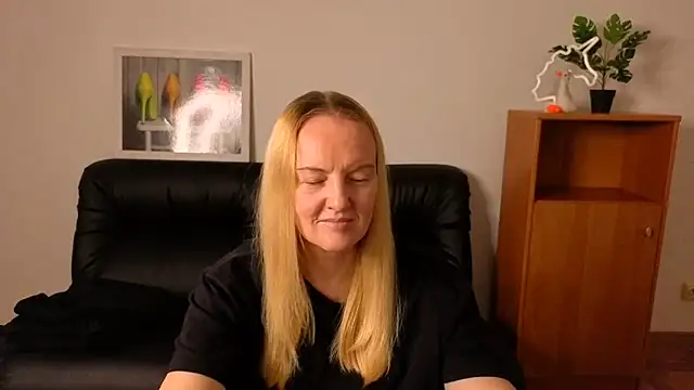 Bella soulmate online show from July 24, 11:41 am
