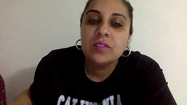 I amXenox online show from April 2, 5:21 pm