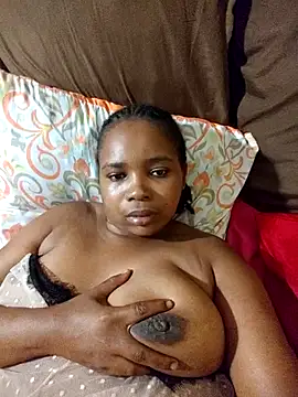 SexyEyes4 online show from February 25, 6:39 pm