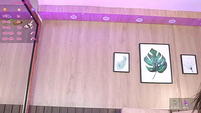 SilviaStoneX online show from March 27, 11:33 am