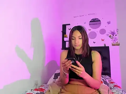 sapphire brown20 online show from March 3, 12:27 am