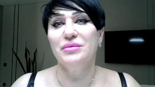 Kleotempt online show from April 3, 8:18 pm