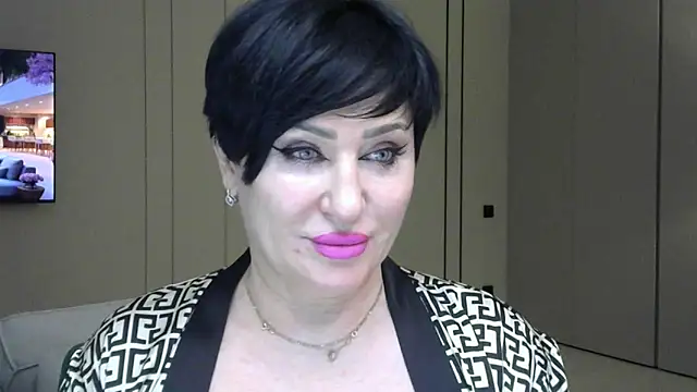 Kleotempt online show from May 12, 8:48 pm