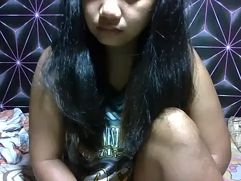 Flowerbebe online show from March 12, 6:10 pm