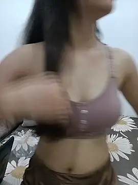 sexy nadhu online show from June 29, 7:02 pm