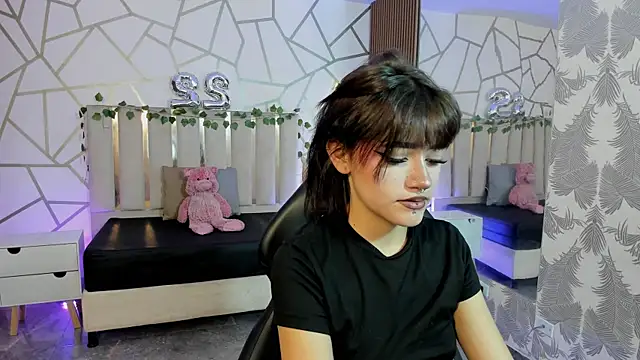 Cloee tay1 online show from May 27, 11:51 am