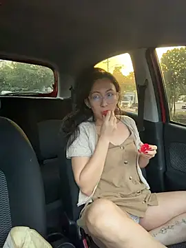 paula p07 online show from July 6, 11:04 am