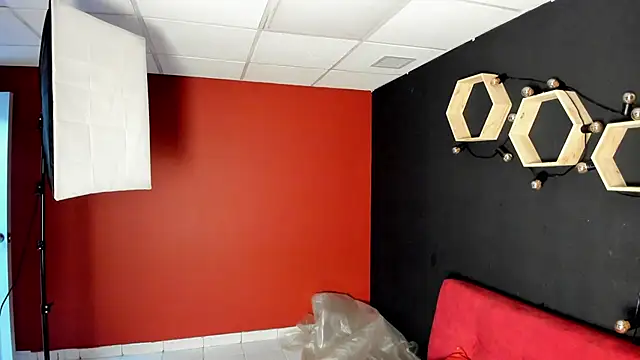 NicoleeDemara online show from April 10, 12:16 am