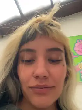 Sara 92 online show from August 4, 8:59 pm