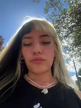Sara 92 online show from June 20, 7:28 pm