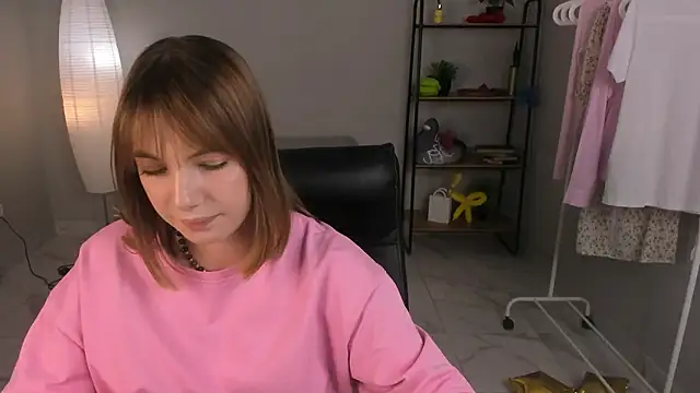 Mali Cornw online show from March 1, 1:00 pm