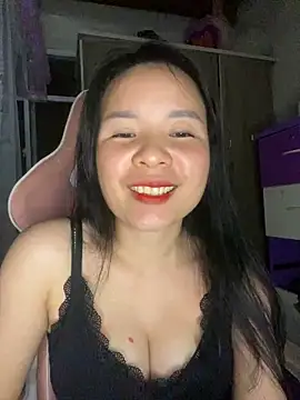 Ivy Trix2 online show from February 28, 4:39 pm