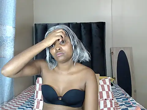 LexyDiana online show from March 2, 7:09 pm