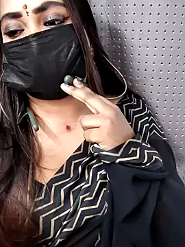 Cutie Nila online show from May 9, 5:53 am