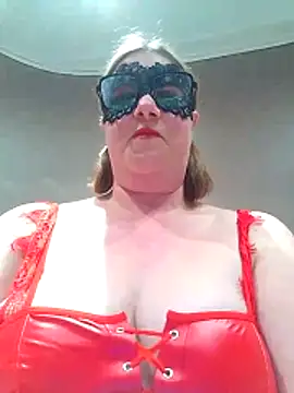 lapetiteforaine online show from March 4, 9:54 pm