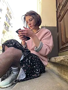 Kamorana online show from April 4, 10:47 am