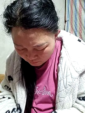 phay79 online show from March 6, 2:01 pm