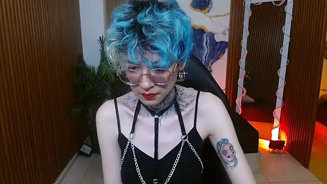 Lyra tay online show from May 9, 7:05 pm