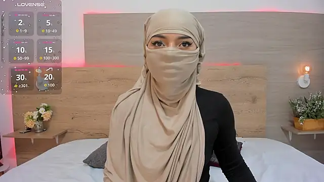  jennaa online show from March 26, 8:10 pm