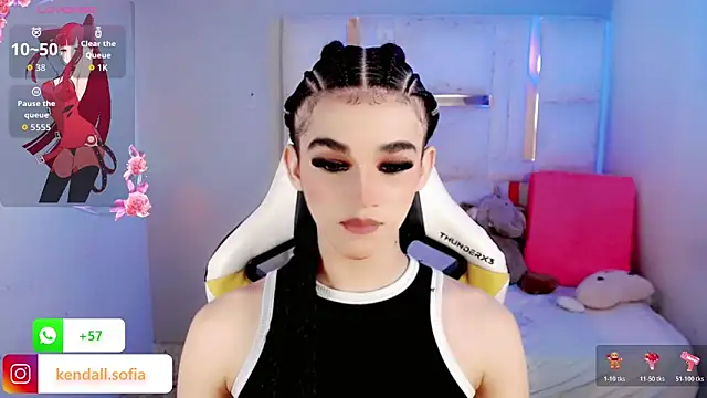 Sophiaa doll  online show from March 31, 3:17 am