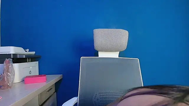 Terra  Rouse  online show from March 30, 10:59 am