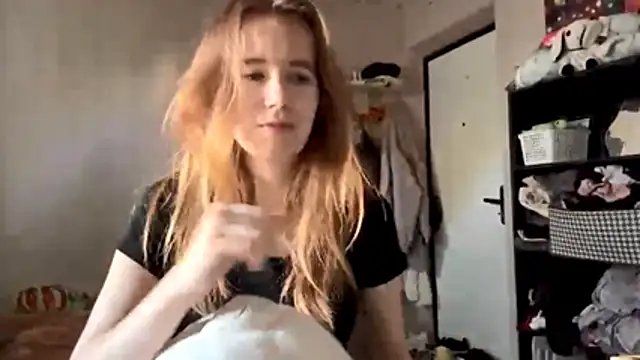 LeomaJee online show from July 11, 2:17 pm
