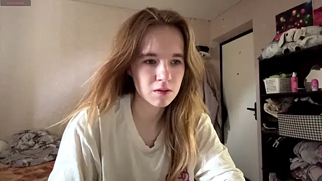 LeomaJee online show from July 10, 2:06 pm