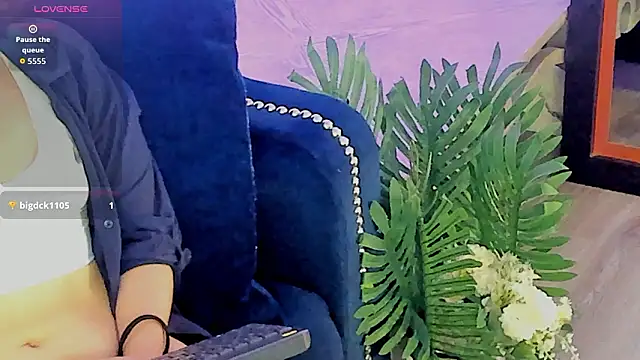 ShaylaMars online show from March 19, 11:58 am