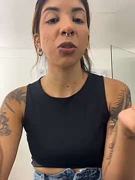 VioletaHills  online show from July 4, 12:34 pm