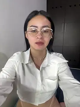 Anni Rose online show from April 10, 9:15 am