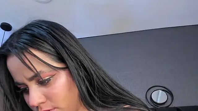 alejandra  garcia online show from May 13, 4:07 am