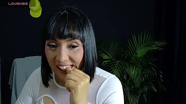 Valeriaa cruz online show from March 2, 11:39 am