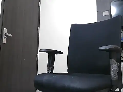 TheSexyGirl69 online show from July 3, 5:46 am