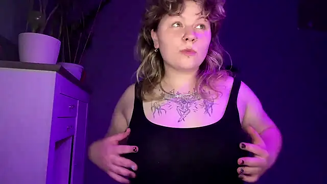 YoungAlina online show from June 21, 9:52 pm