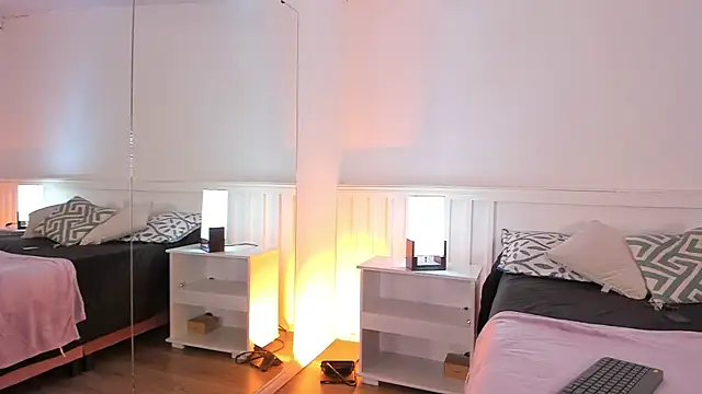 EvaMark  online show from April 23, 12:29 pm