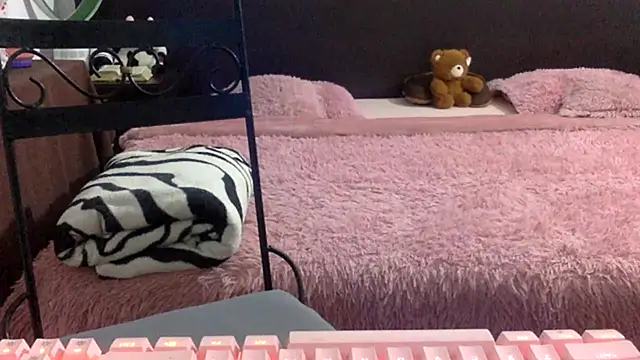 mommy-Milf online show from April 11, 2:06 am