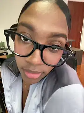 Emi rousse online show from March 7, 12:45 pm