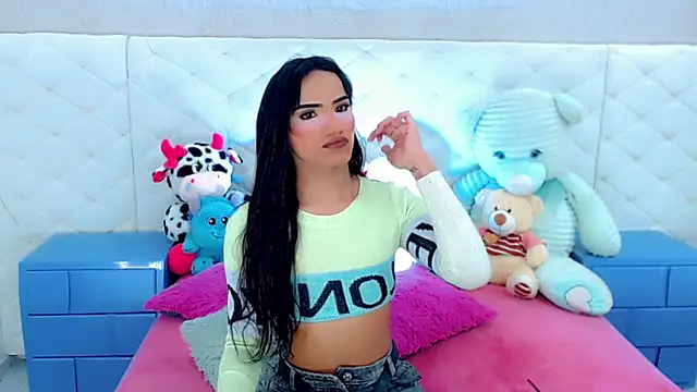 catriona queen16 online show from April 18, 2:58 am