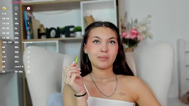 MirthaBolduan online show from April 4, 7:18 am