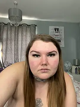 BeeMay22 online show from April 1, 8:48 am