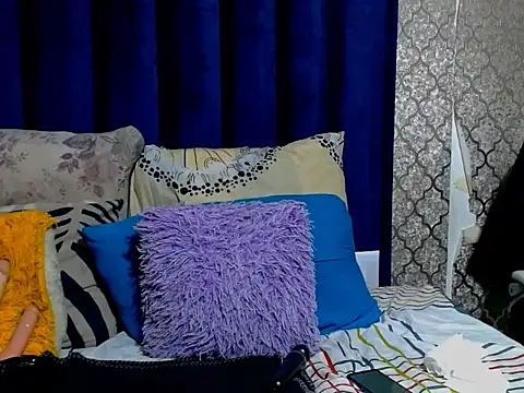 Nastyviola27 online show from July 27, 3:31 pm
