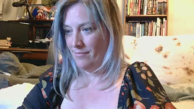 MistyMountains96 online show from March 21, 4:39 am