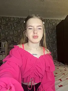 KayShaw online show from March 25, 3:56 am