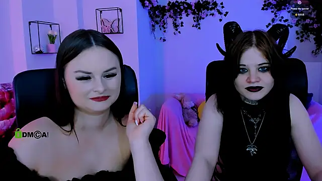 miss courtney  online show from June 24, 12:26 pm