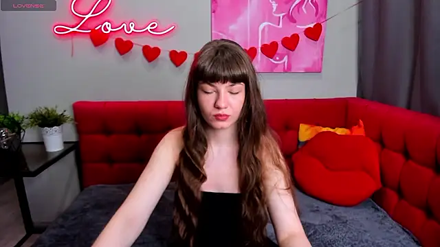 AgnesBeautiful online show from March 17, 8:40 am