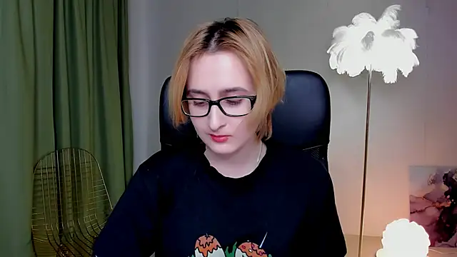 LixeLuna online show from March 5, 9:38 am