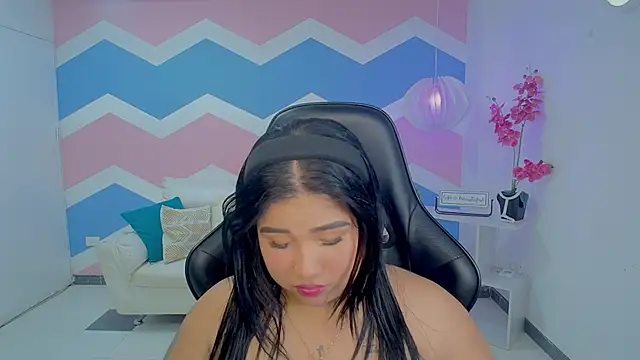 gaby sweet10 online show from April 18, 11:37 pm